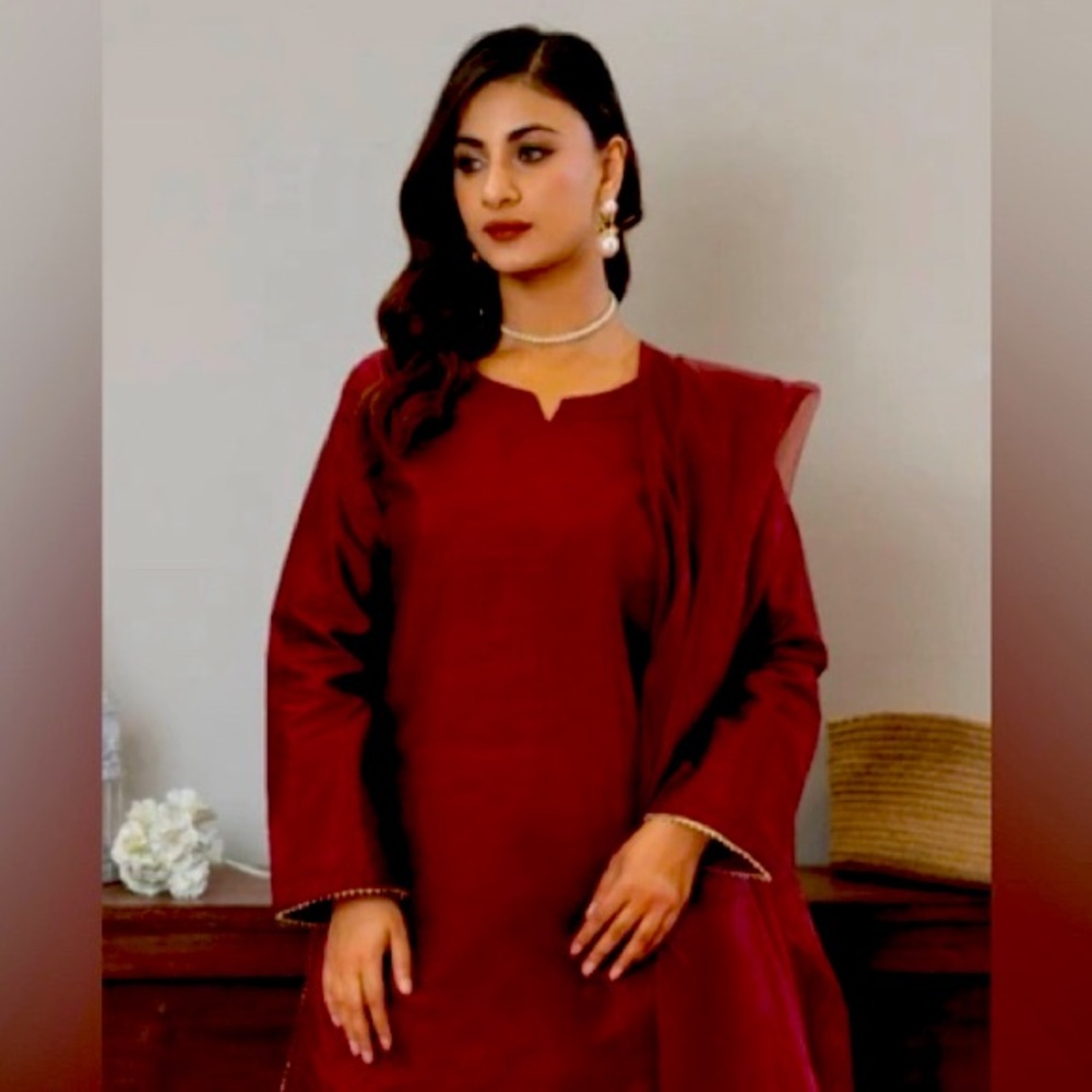 Pakistani 3 piece Farshi Shalwar suit